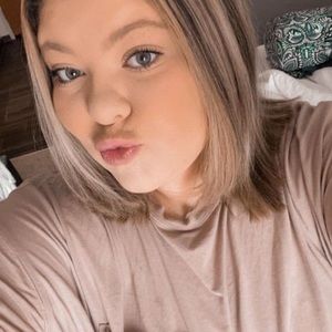 Meet your Posher, Bailey